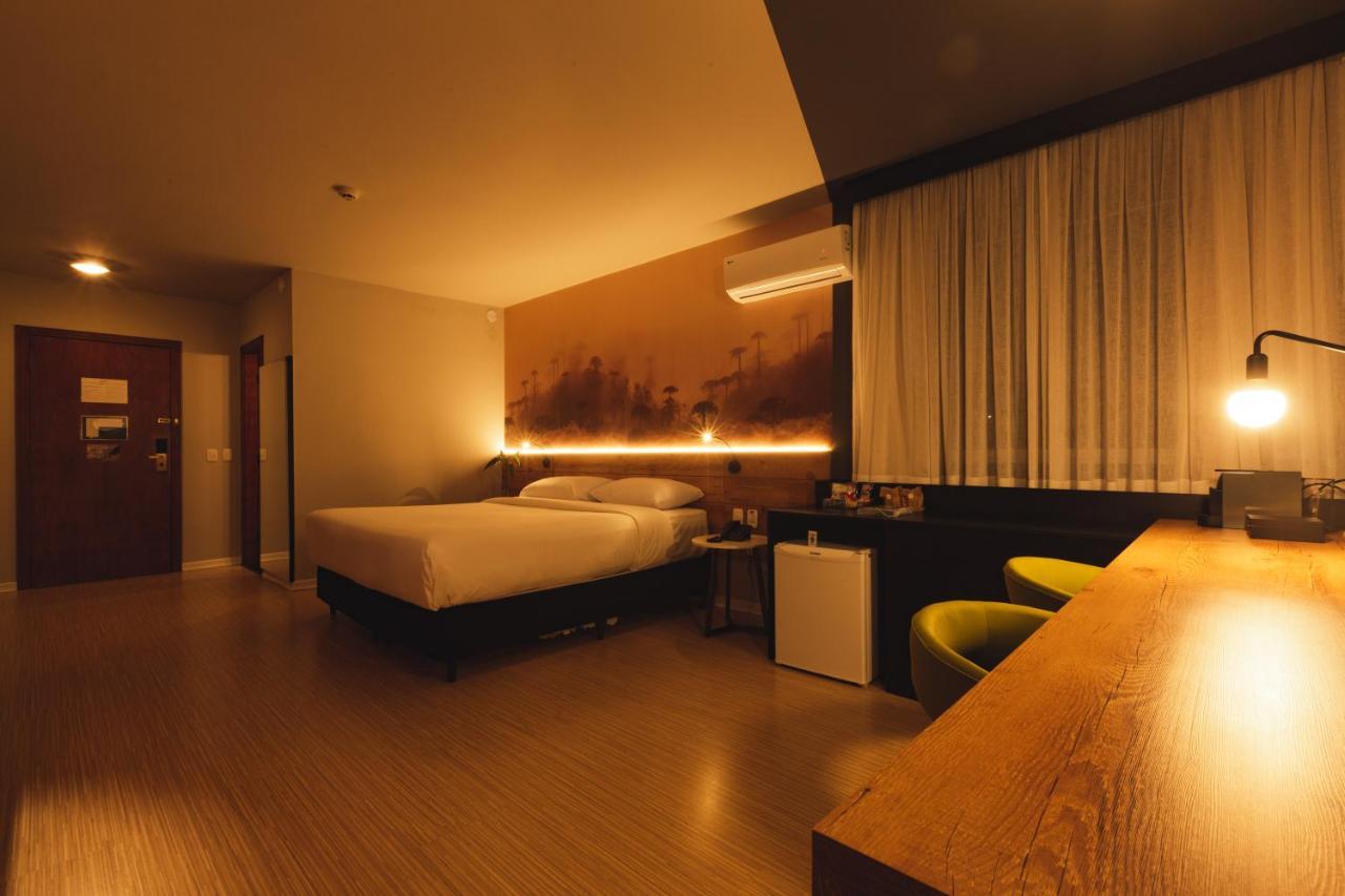 Hotel Cassino Tower Curitiba Aeroporto By Nacional Inn Сан-Жозе-дус-Пиньяйс Экстерьер фото